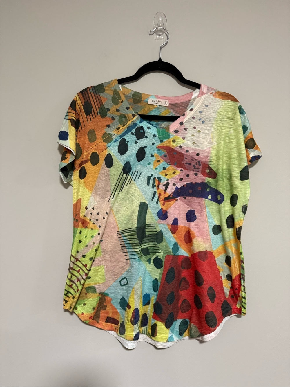 Jess & Jane Colorful Abstract Print Lightweight Short Sleeve Tee Size Small